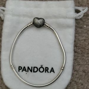 Pandora 925  duo pave bracelet new plus pandora charm Of My Choice  💕